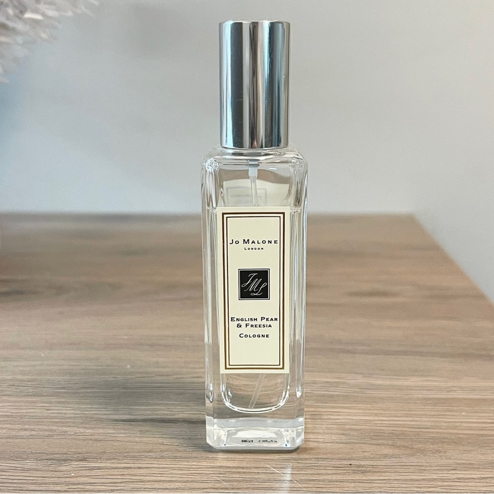Jo Malone English Pear & Freesia Cologne 1 FL OZ Bottle - Slightly Used